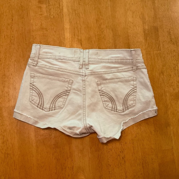 Hollister low rise light beige denim cutoff shorts size 1/W25 - Picture 2 of 5